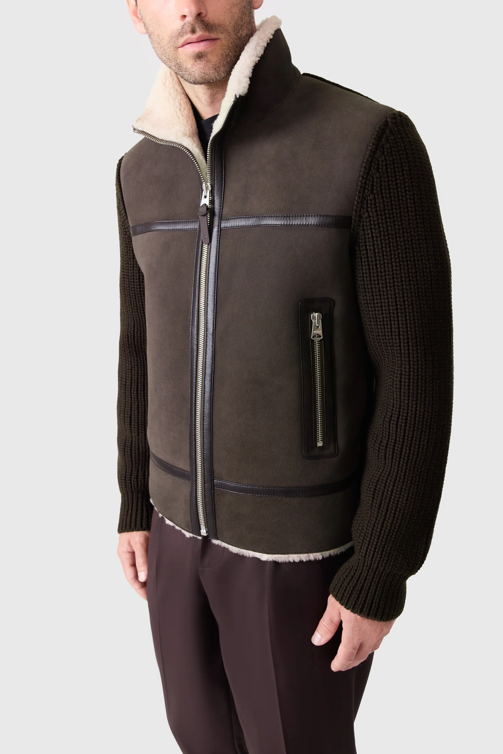 JONATHAN - Image 14