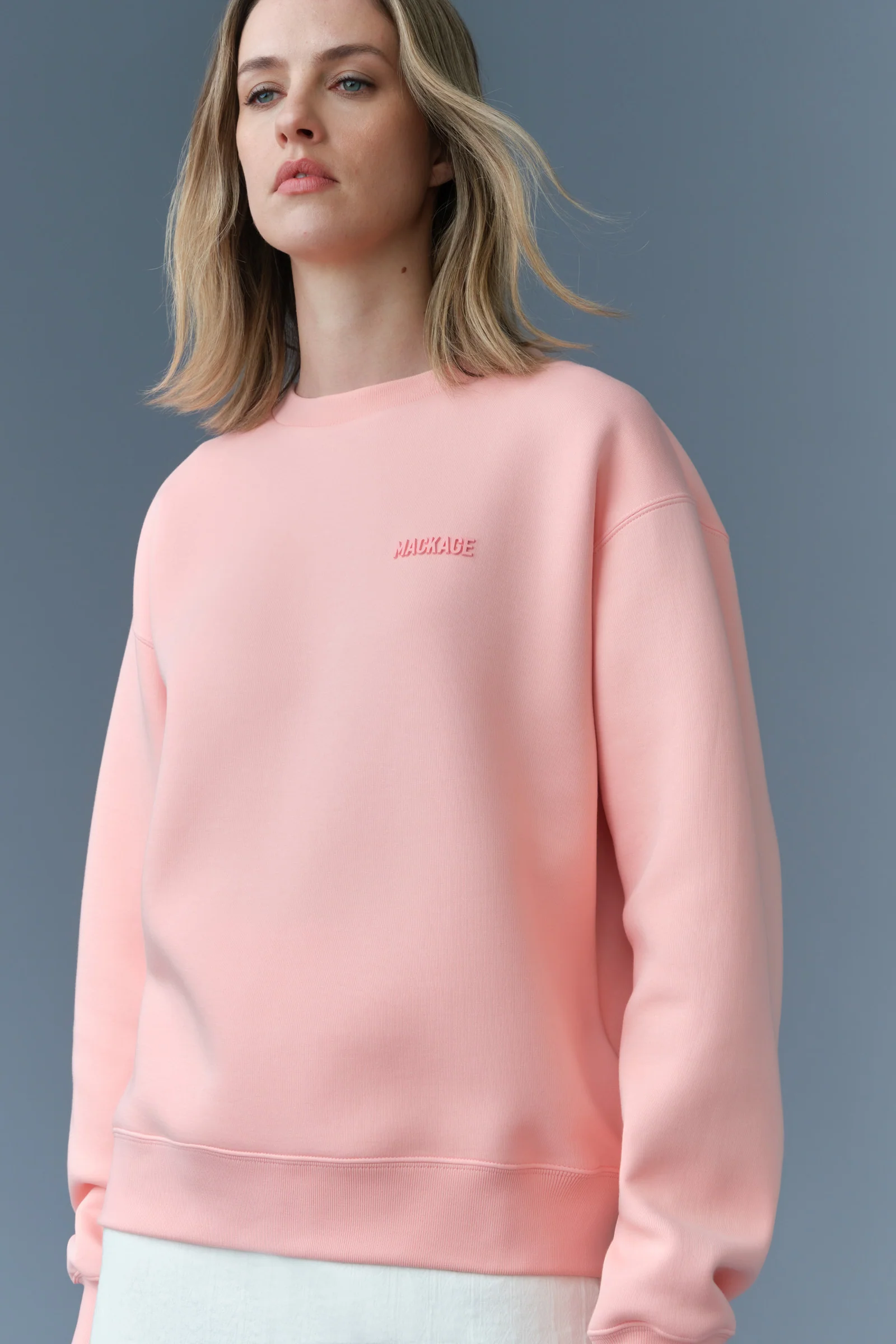 JULIAN - Image 19