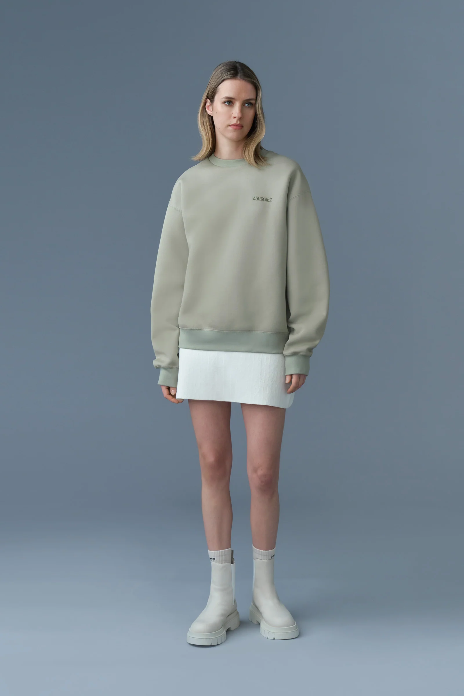 JULIAN - Image 21