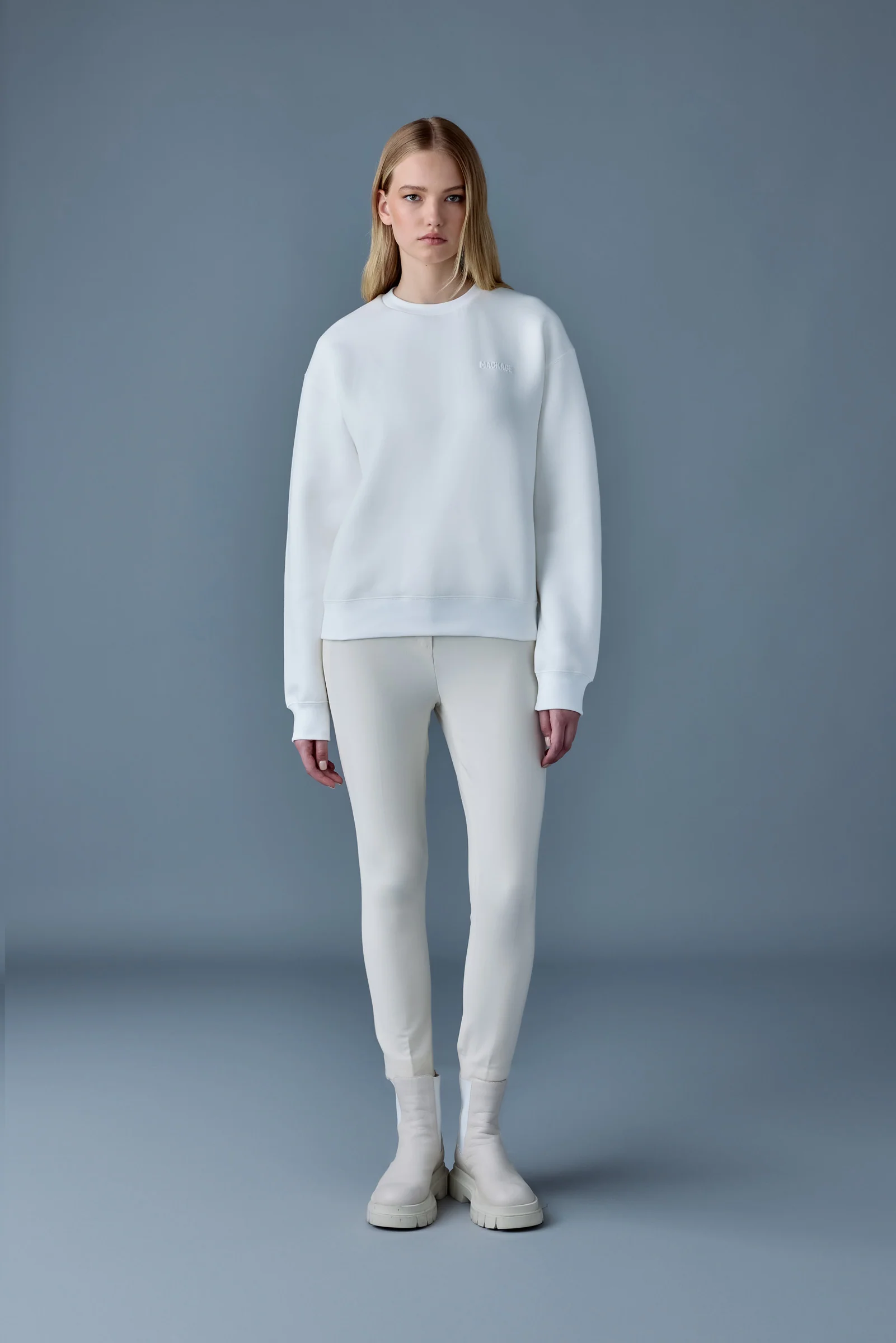 JULIAN - Image 64