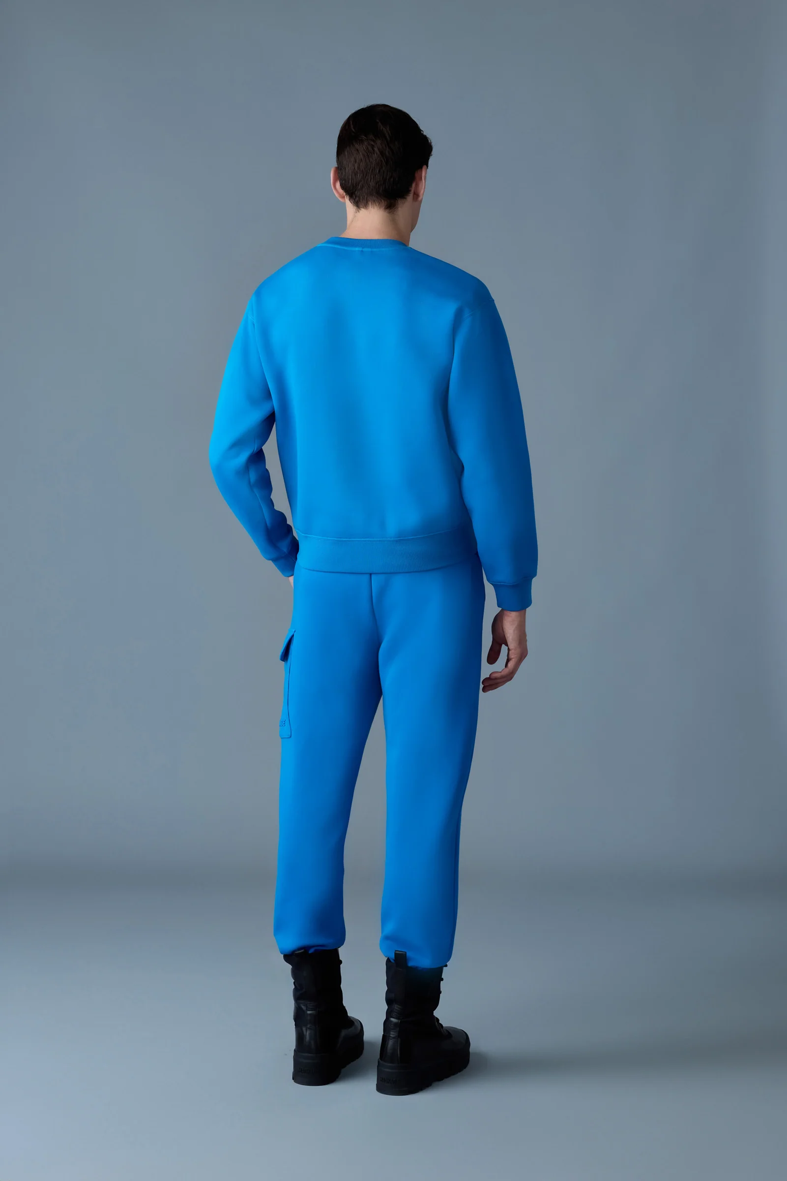 JULIAN - Image 70